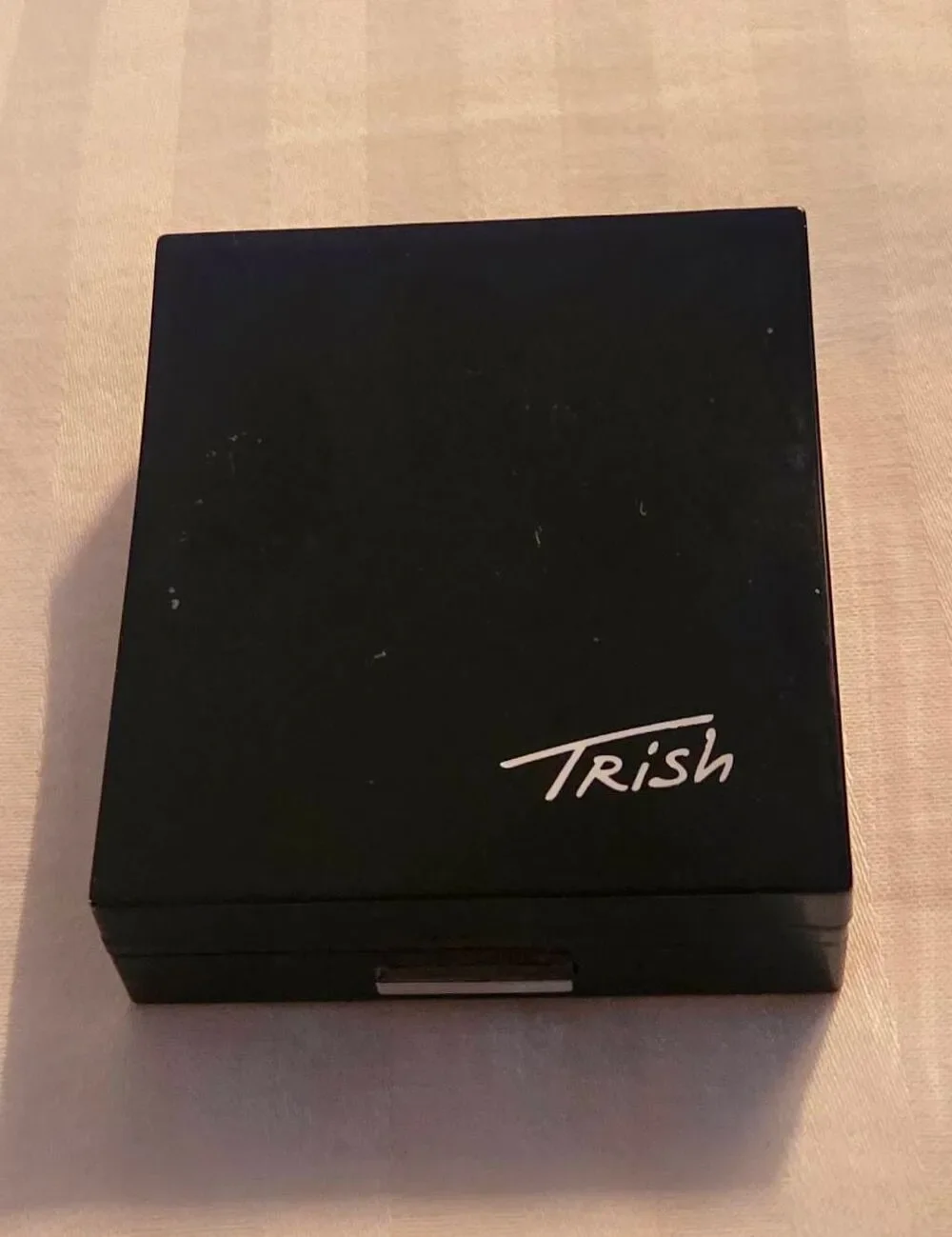 Trish McEvoy Medium Refillable Double Decker Compact w One Shadow Duo